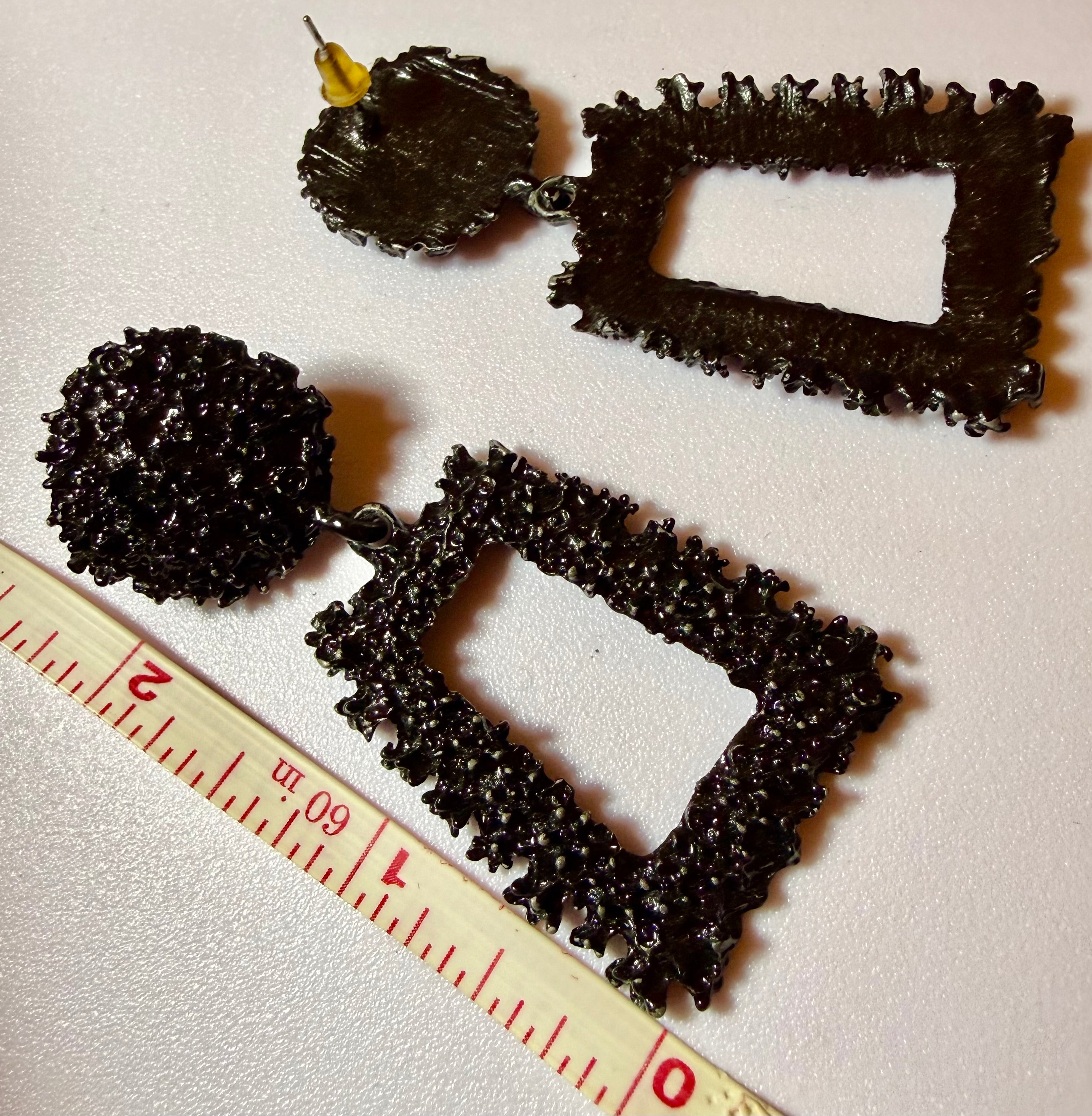 Stunning Black Dangle Statement Earrings - Pierced - Peppermint-Twist-Vintage.com