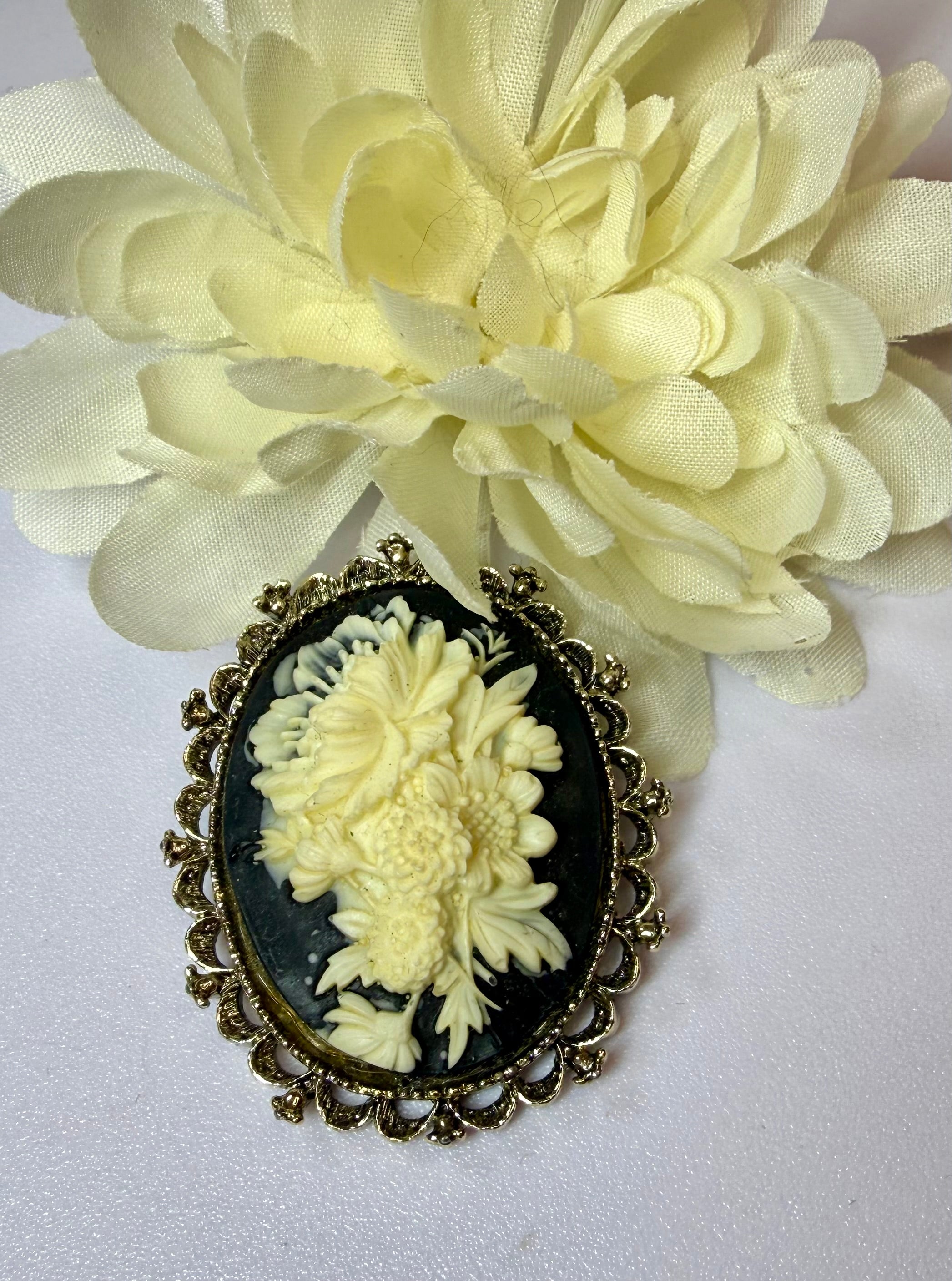 Gerry’s Vintage Black Floral Cameo Brooch and Pendant - Peppermint-Twist-Vintage.com