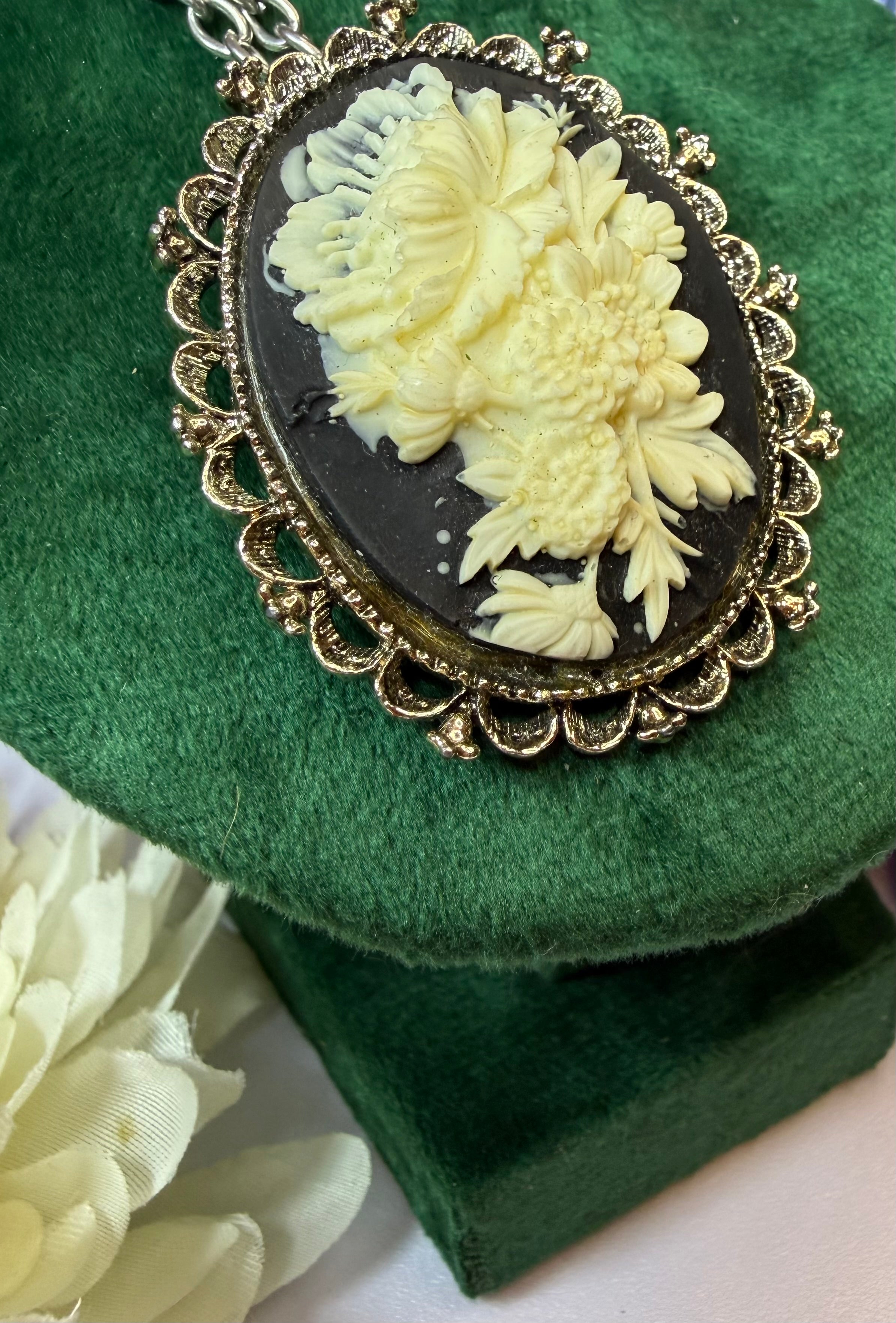 Gerry’s Vintage Black Floral Cameo Brooch and Pendant - Peppermint-Twist-Vintage.com