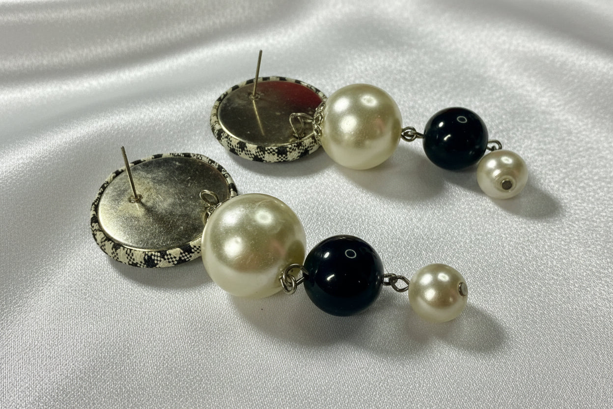 Gorgeous Dangle Black and White Earrings - Pierced