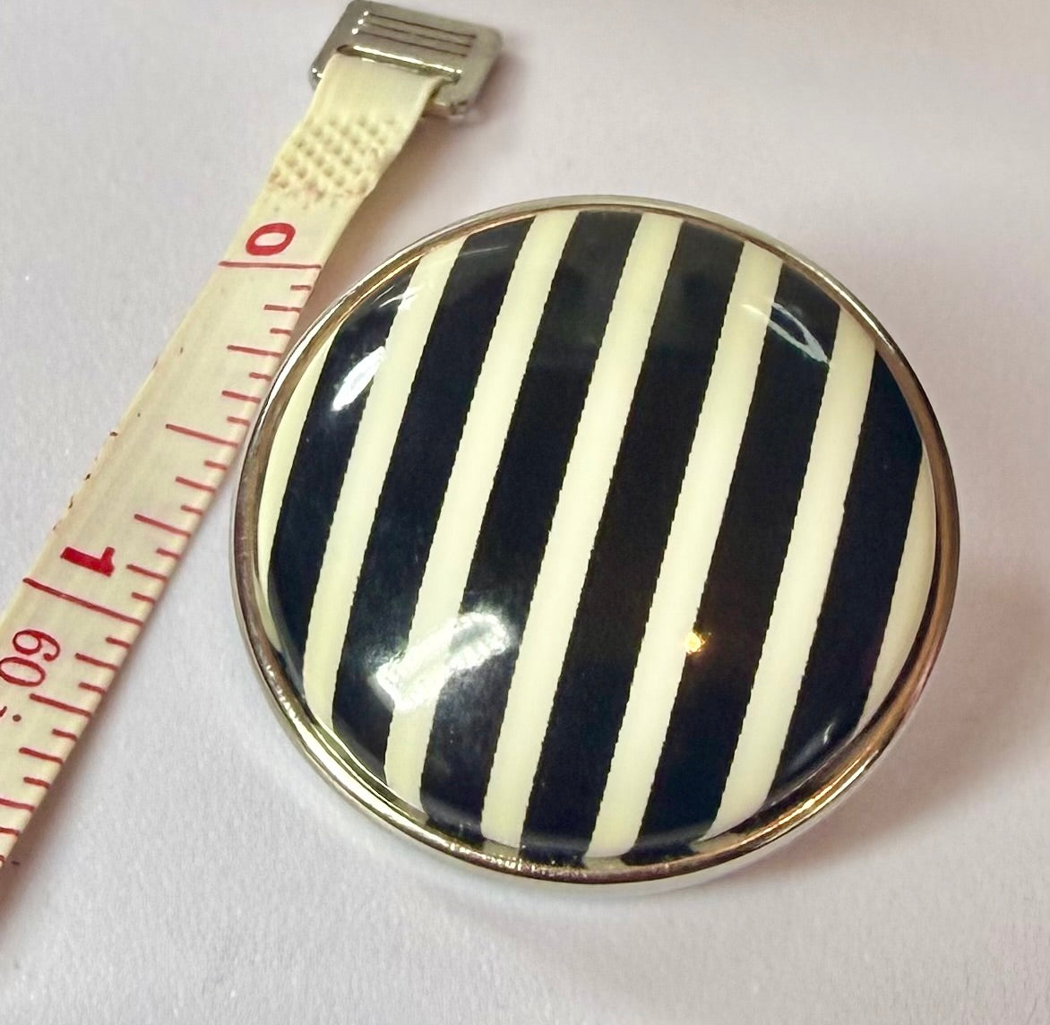 1960s style Vintage Black and White Striped Earrings - Pierced. Oh la la. - Peppermint-Twist-Vintage.com