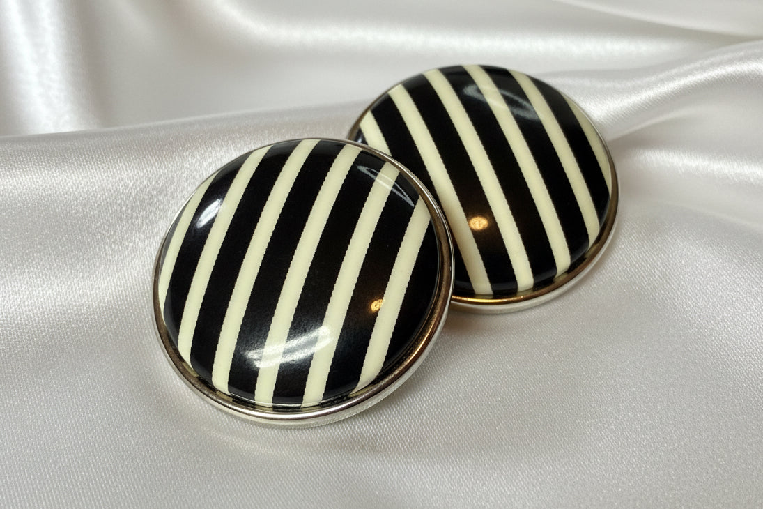 1960s style Vintage Black and White Striped Earrings - Pierced. Oh la la. - Peppermint-Twist-Vintage.com