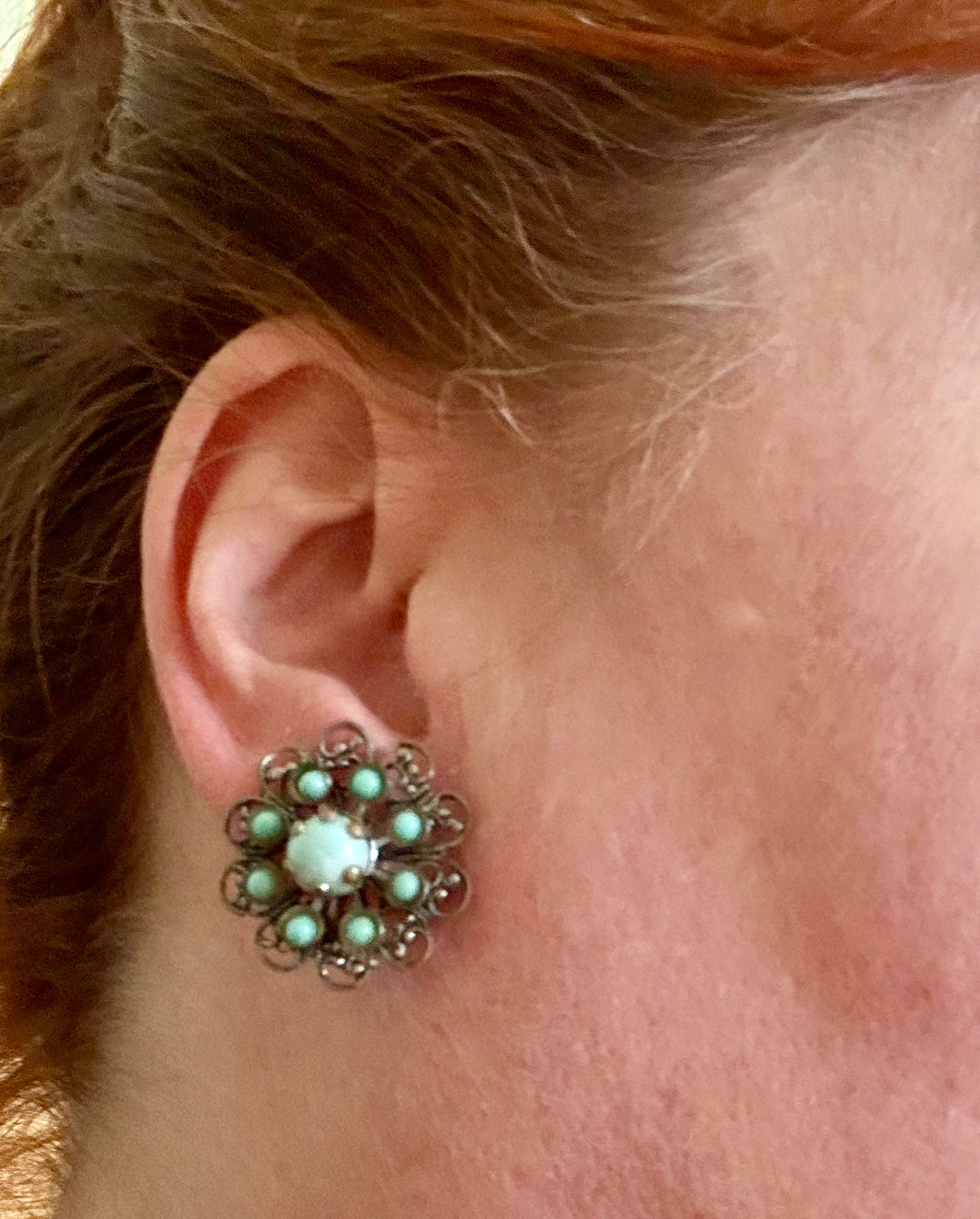 1940s Vintage Screw Back Silver and Turquoise Sunburst with Detailed Filigree - Peppermint-Twist-Vintage.com