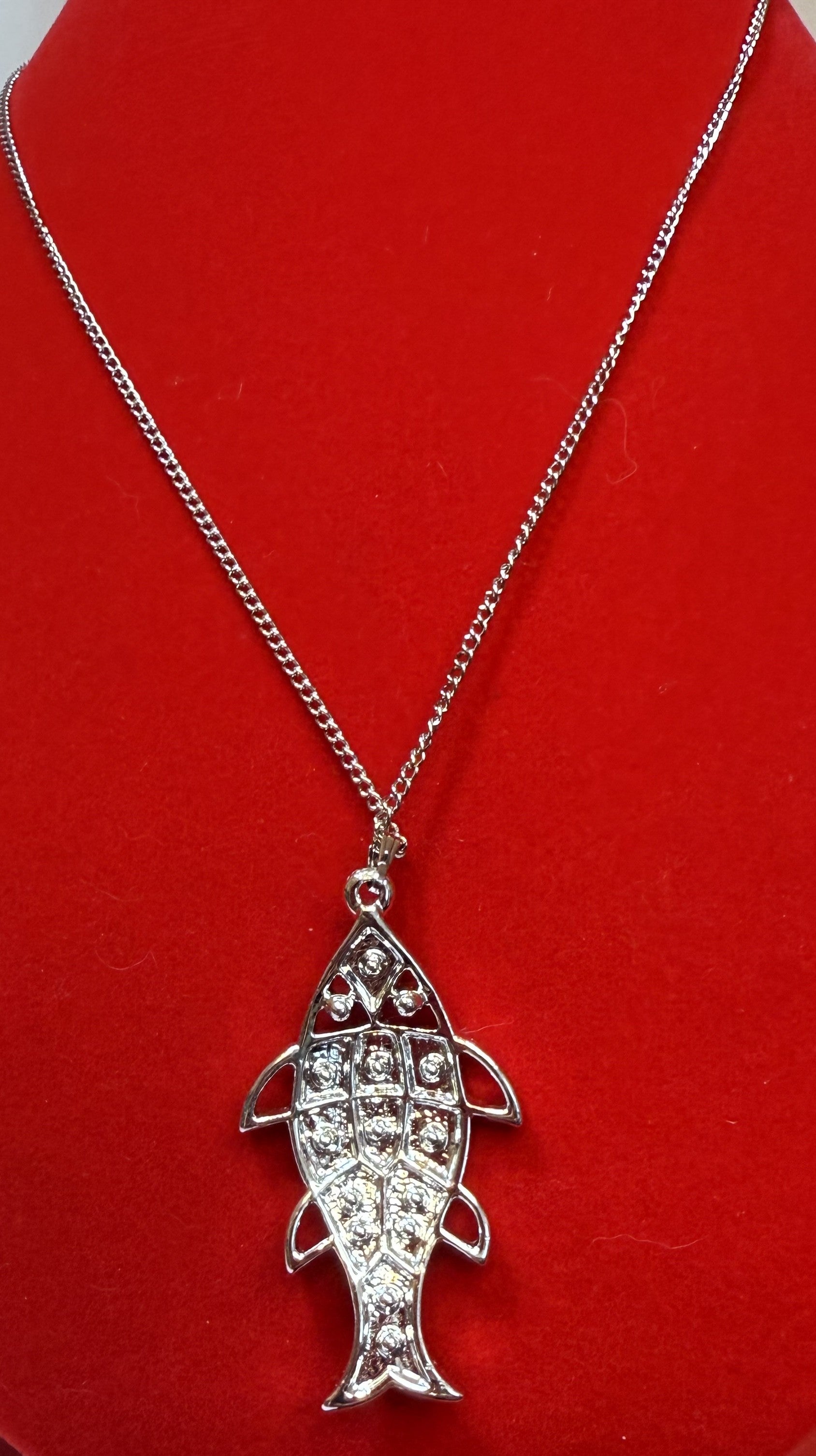 Sarah Coventry Vintage 1970s Fish Necklace Pendant