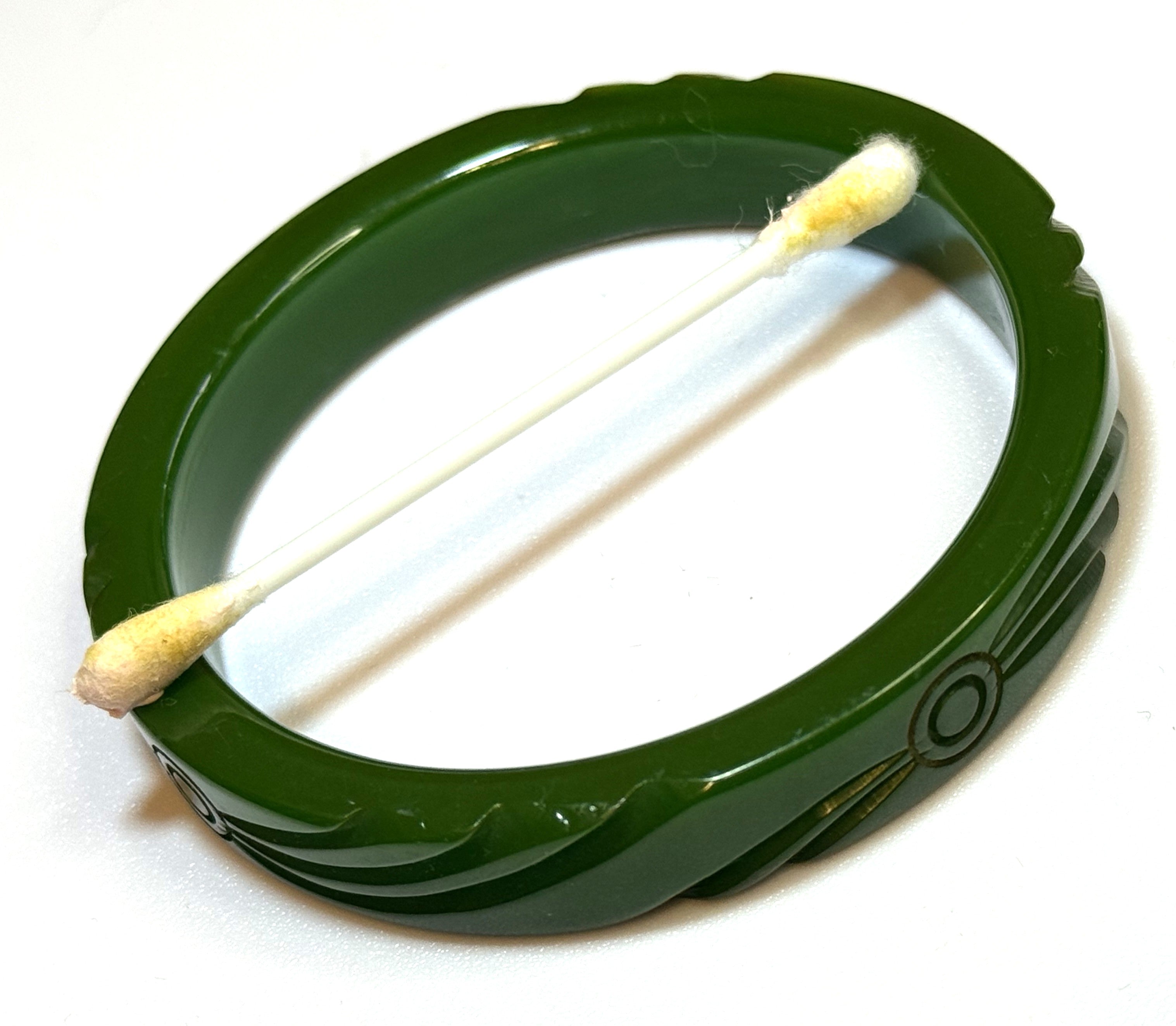 Bakelite 1940s Carved Green Bangle
