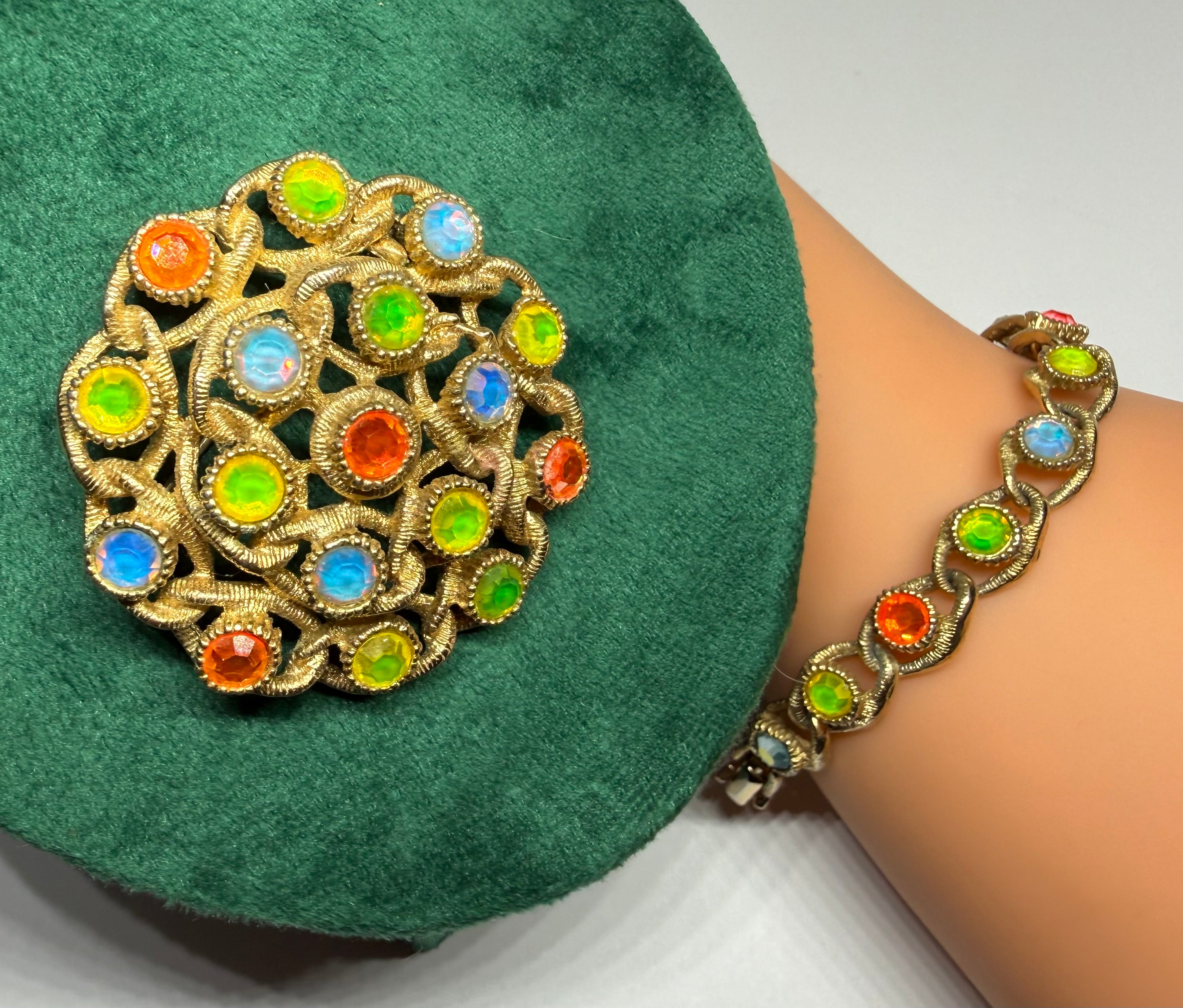 Sarah Coventry Moon-Lites Brooch and Necklace - 1970s, Glowing Uranium