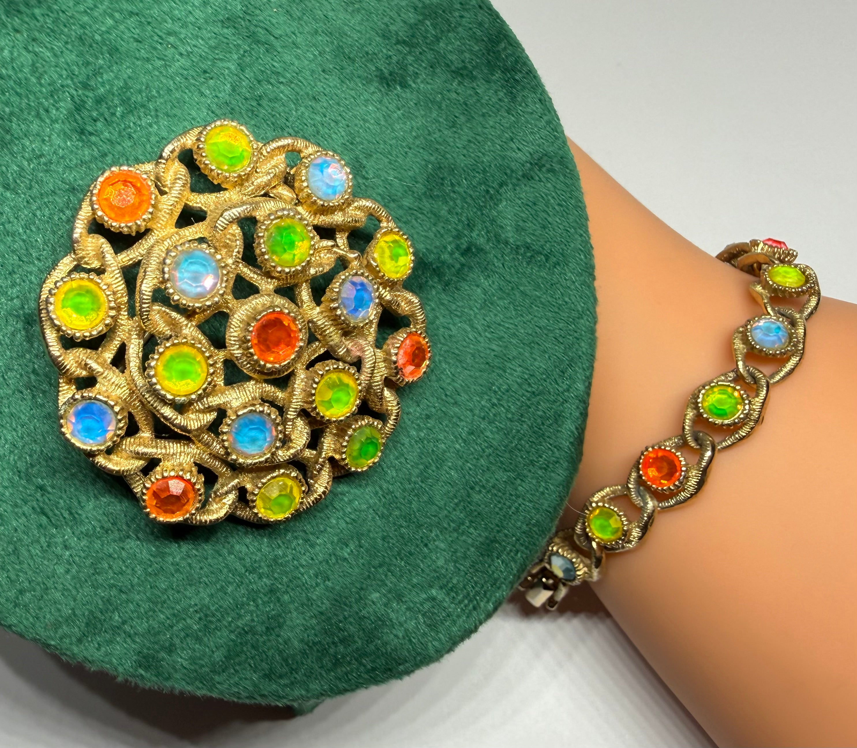 Sarah Coventry Moon-Lites Brooch and Necklace - 1970s, Glowing Uranium