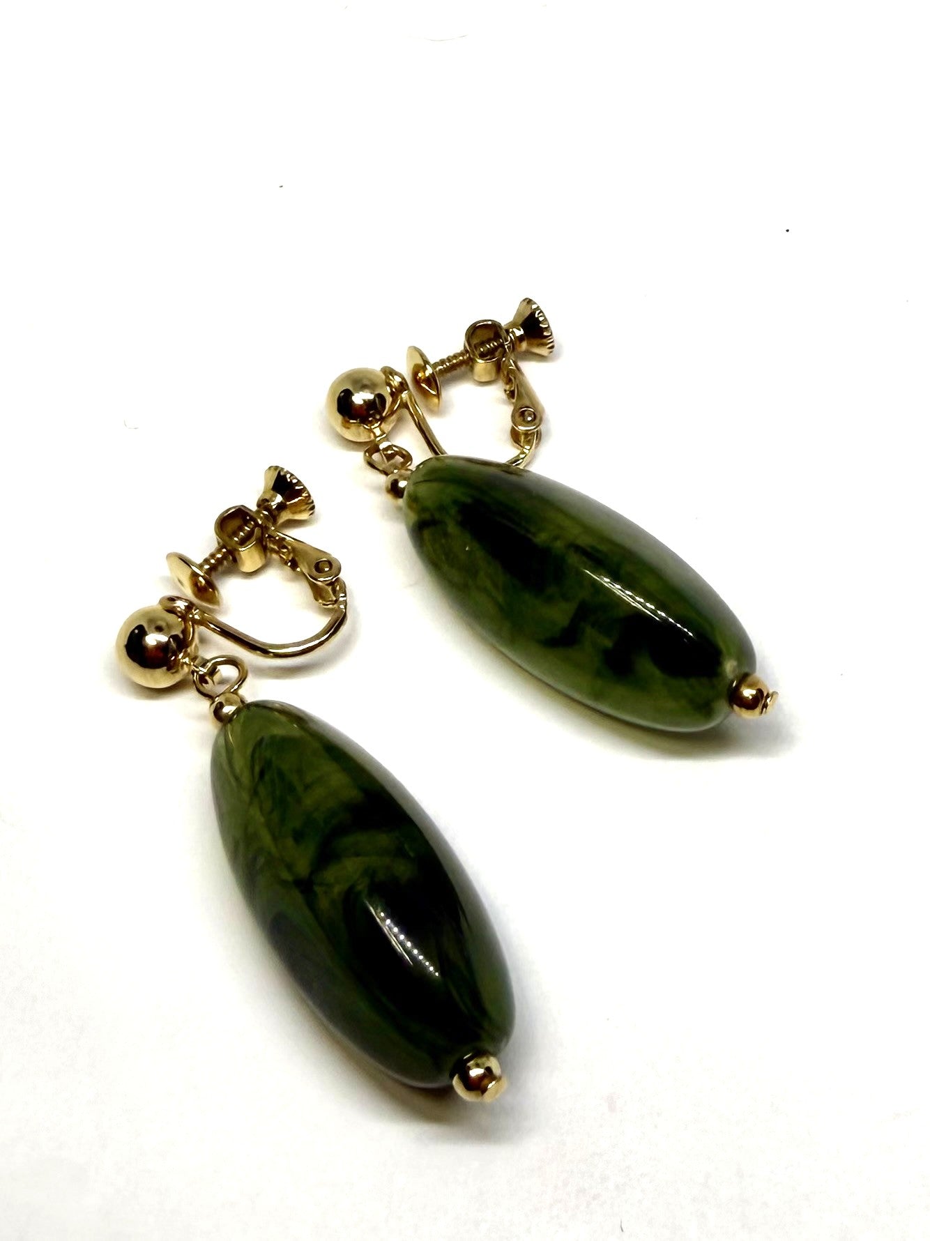 Vintage Napier Green (Jadite style) Dangle Clip on/Push Back Earrings - Excellent Quality