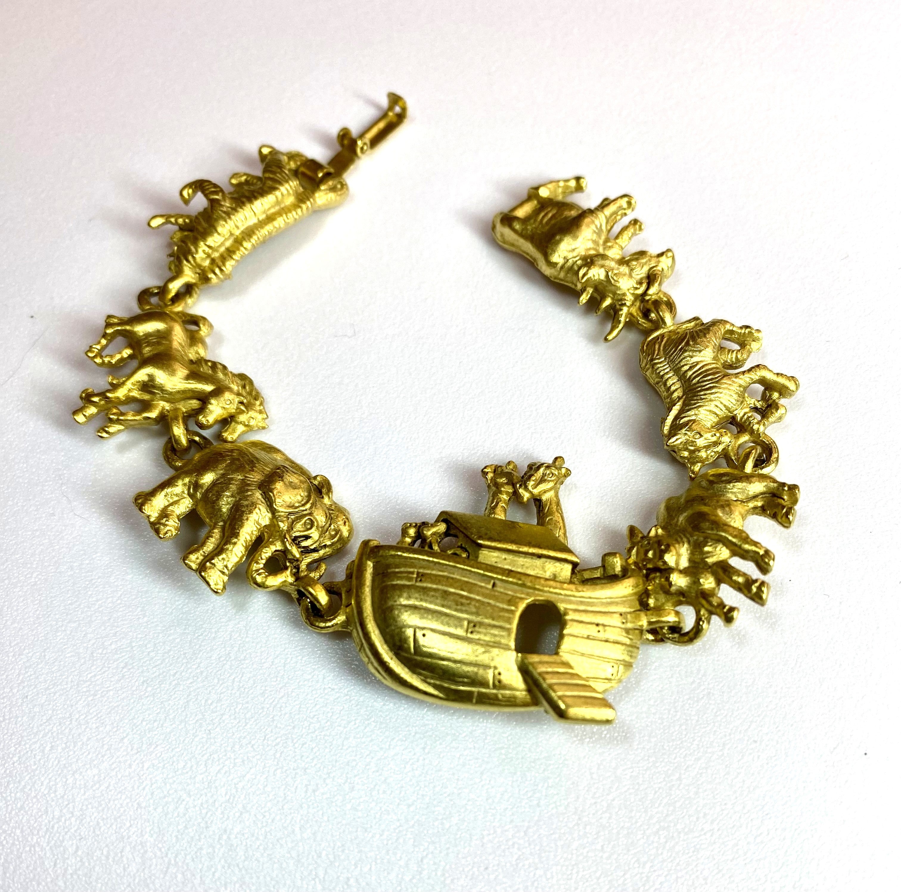 Vintage 1962 Deadstock Noah's Ark Bracelet - 7" length, NEVER WORN. Gold Tone - Peppermint-Twist-Vintage.com