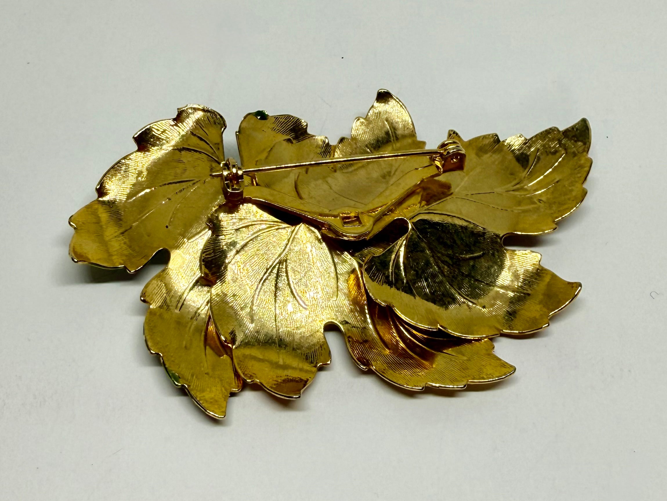 Multi-Colour Leaf Brooch - Elegant. Canadian Themed