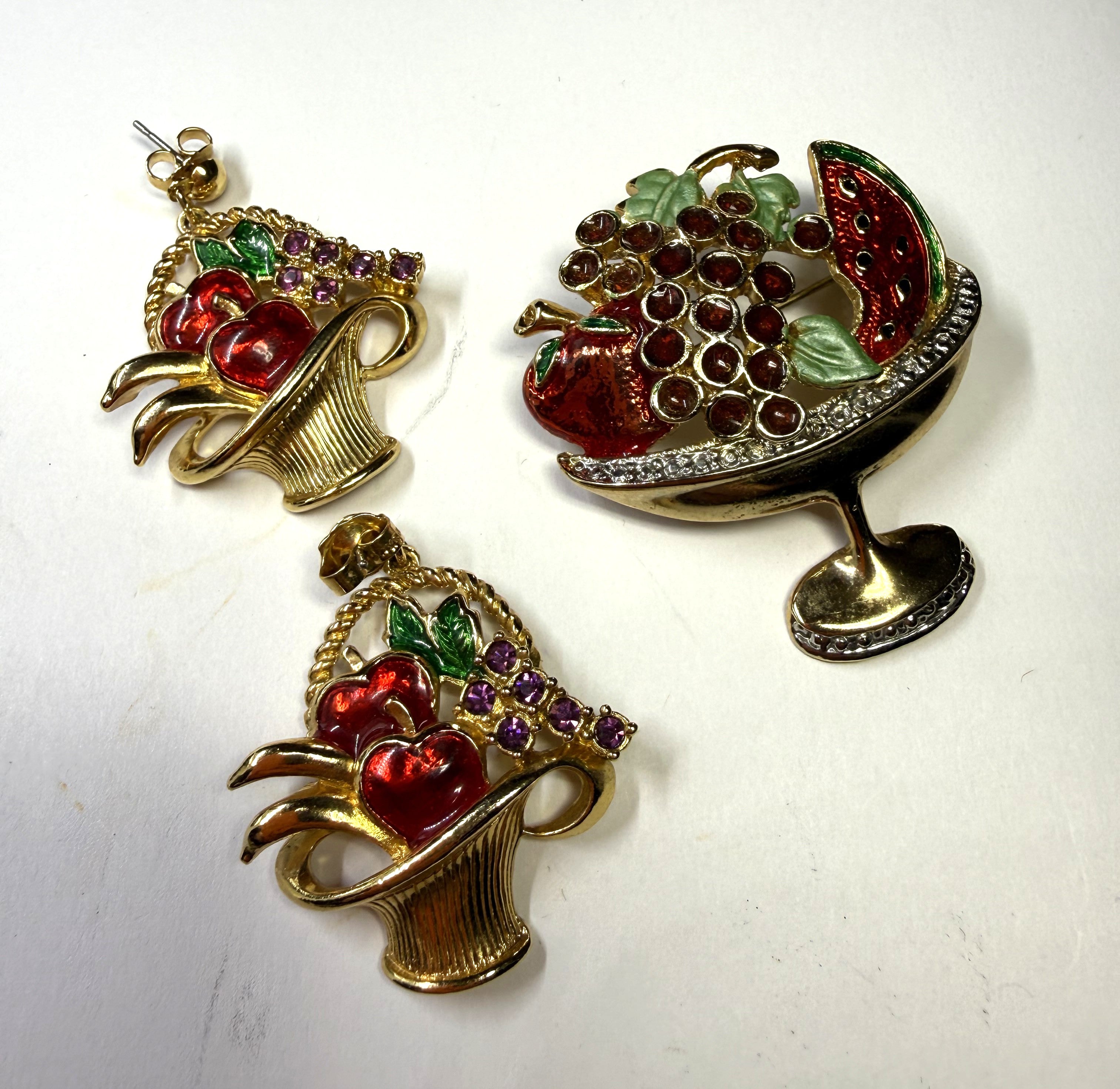 Avon Fruit Basket Earrings - Mint Condition - VINTAGE with complimentary brooch