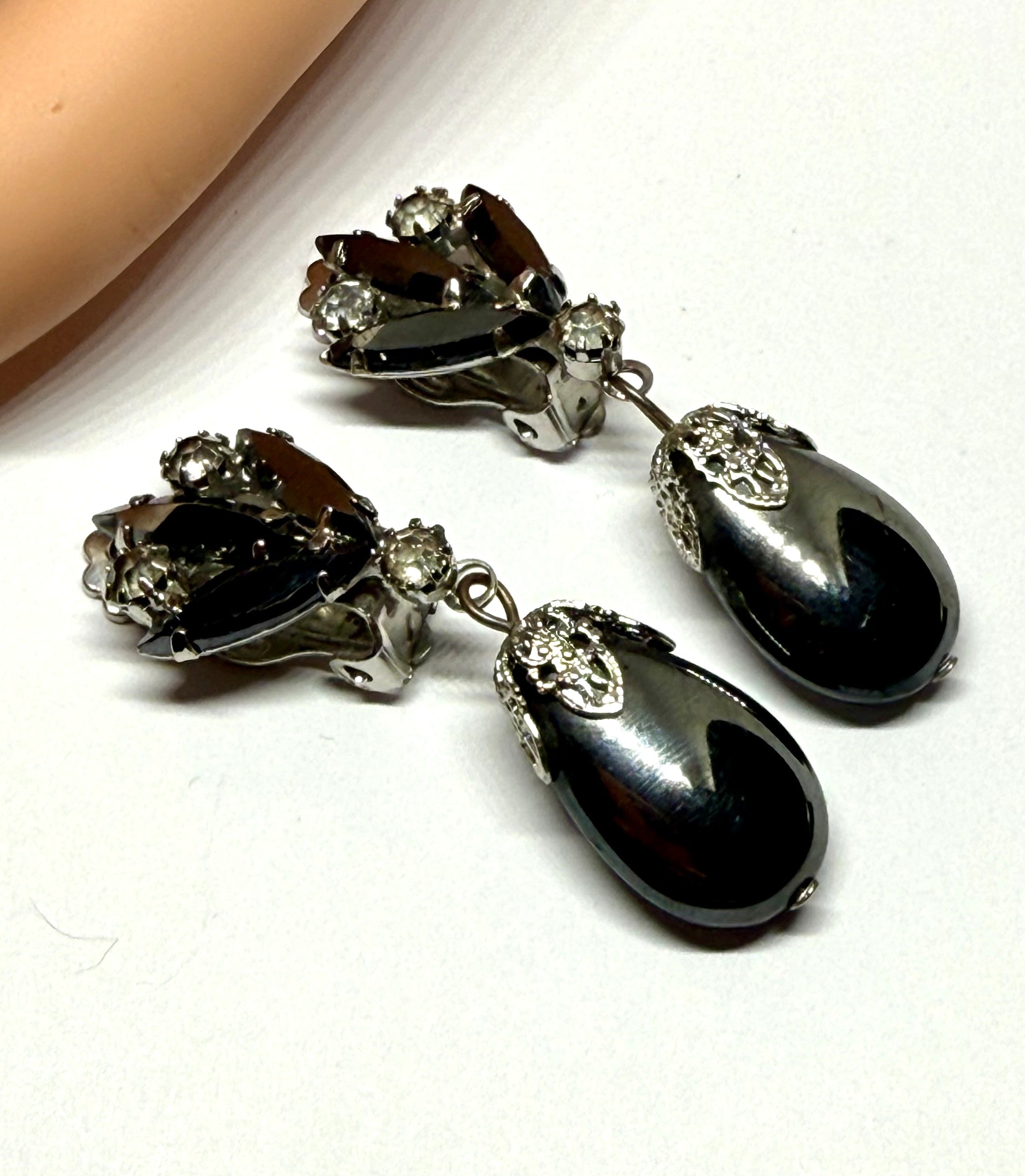 Vintage Hematite Clip-On Earrings - 1960s/1950s Excellent Condition - HOLLYWOOD GLAMOUR - Peppermint-Twist-Vintage.com