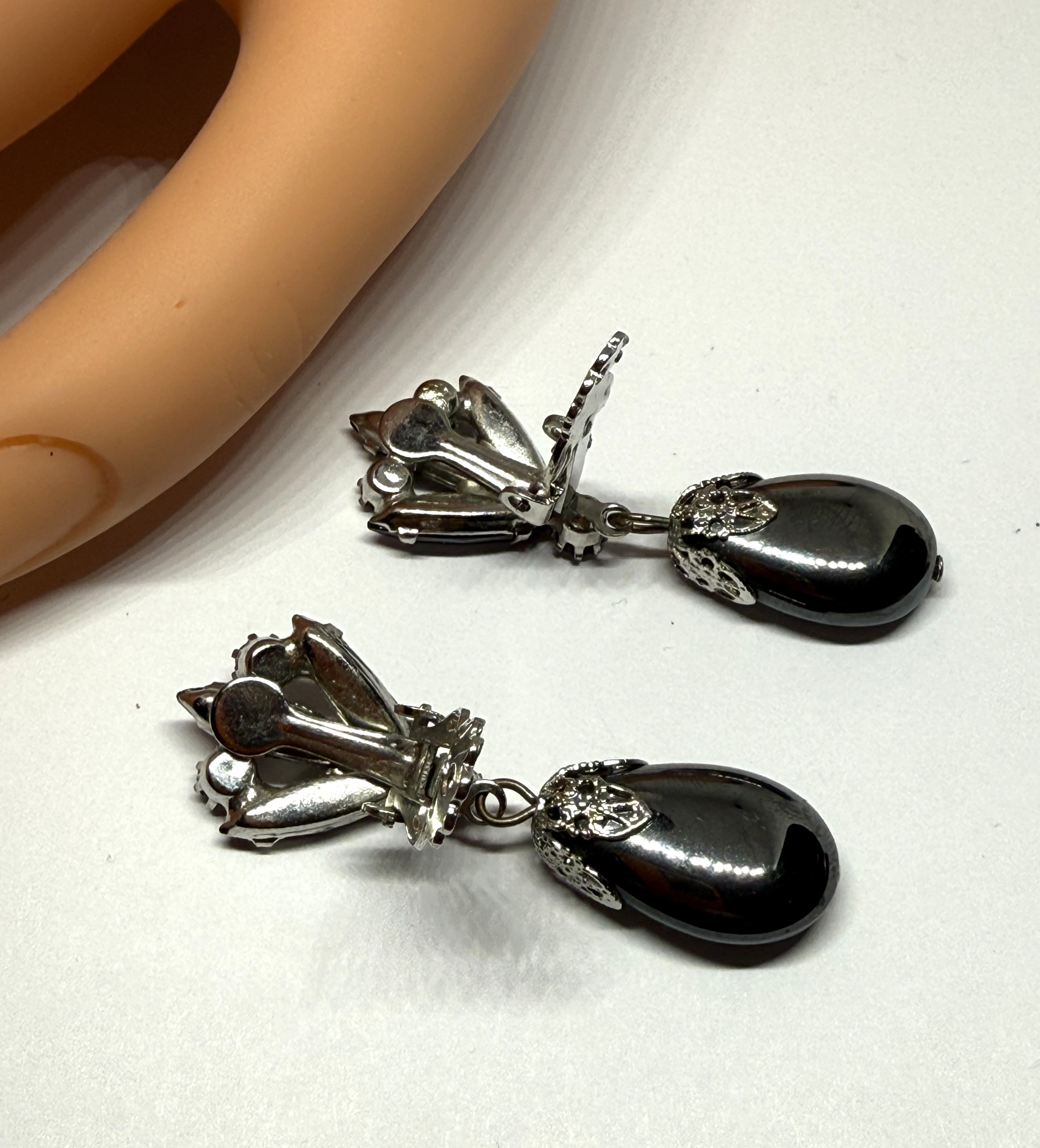 Vintage Hematite Clip-On Earrings - 1960s/1950s Excellent Condition - HOLLYWOOD GLAMOUR - Peppermint-Twist-Vintage.com