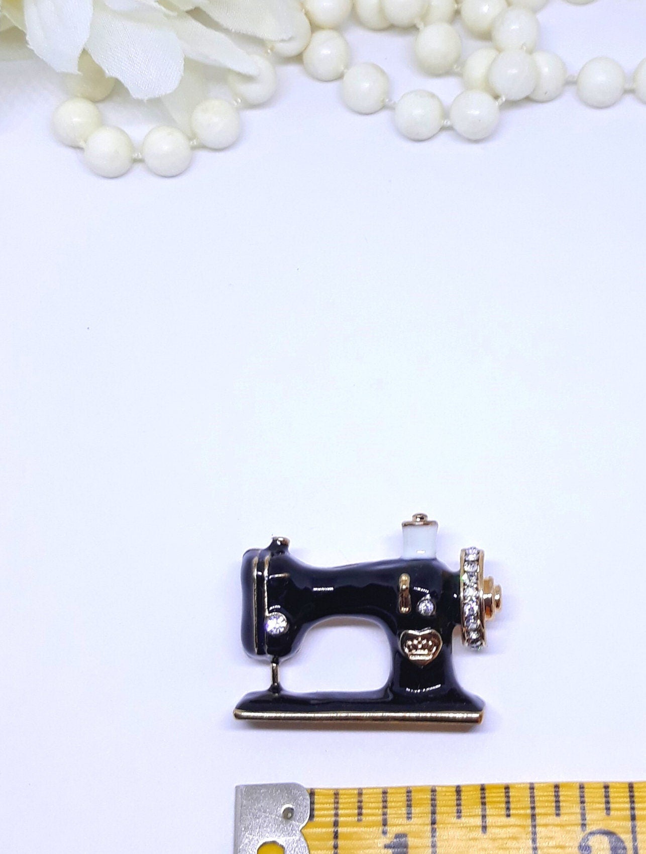 Vintage Inspired Sewing Machine Brooch Pin - Black with Gold and Rhinestone - Peppermint-Twist-Vintage.com