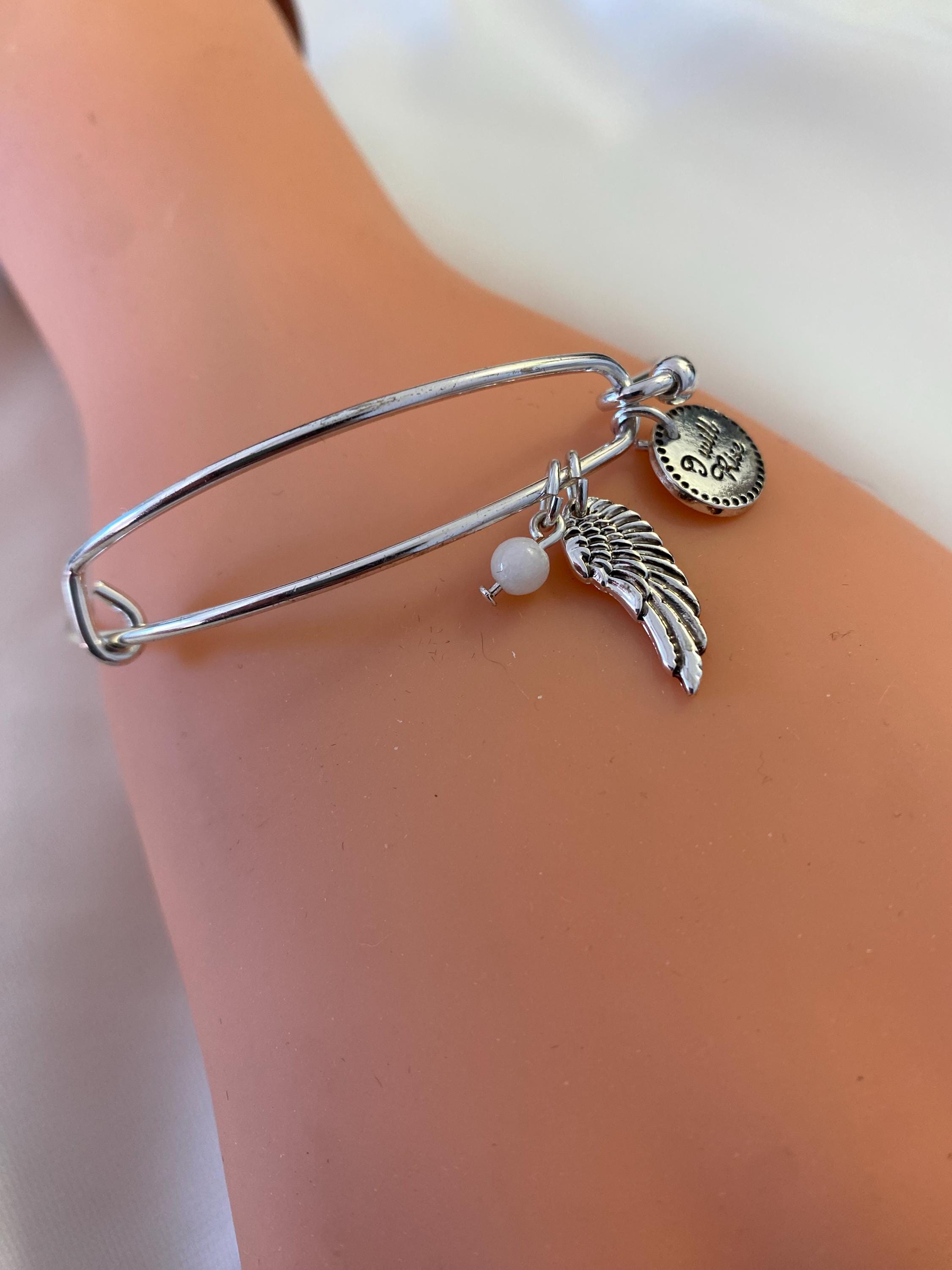 AVON - Precious Charms Bracelet - Angel Wings - New in the Box, 2016, Silvertone - up to 9" wrist - Peppermint-Twist-Vintage.com