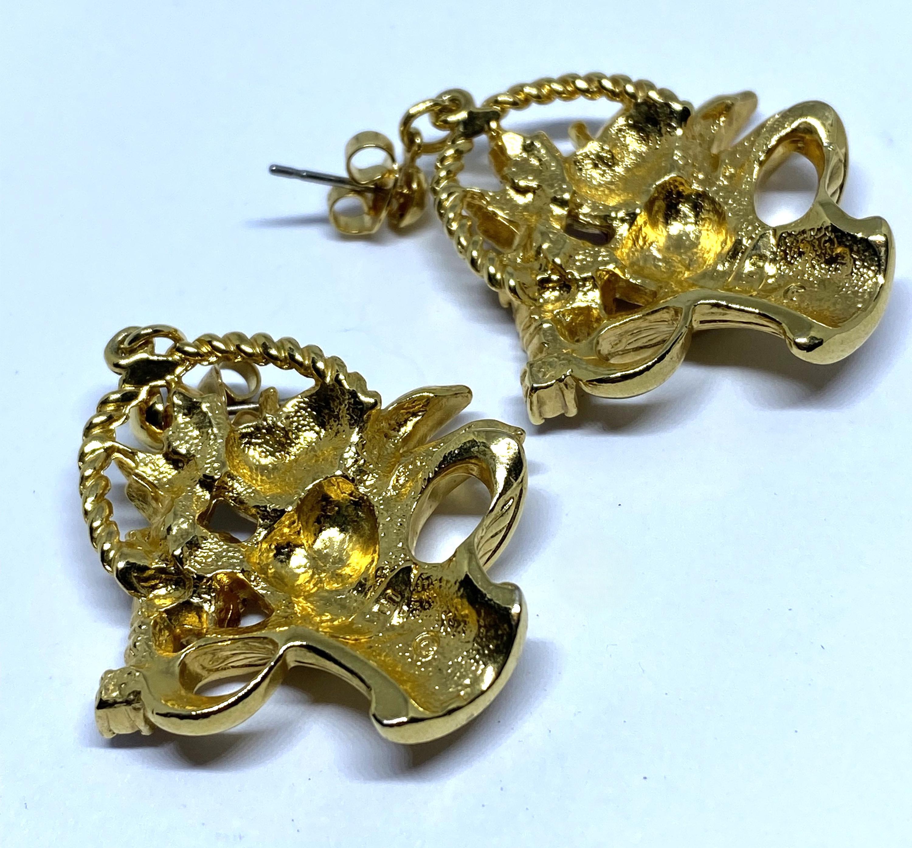 Avon Fruit Basket Earrings - Mint Condition - VINTAGE - Peppermint-Twist-Vintage.com