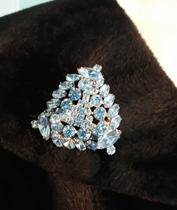 Dazzling Sea Blue Marquis Rhinestone Triangle Brooch - Vintage Glamour Piece