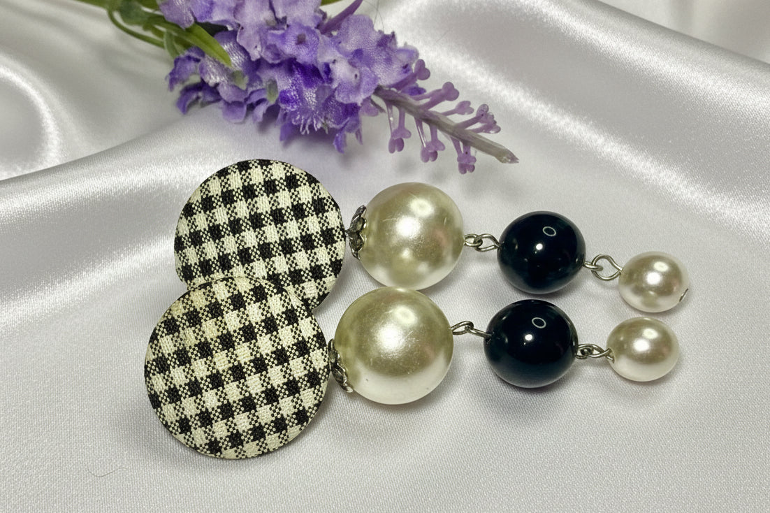 Gorgeous Dangle Black and White Earrings - Pierced