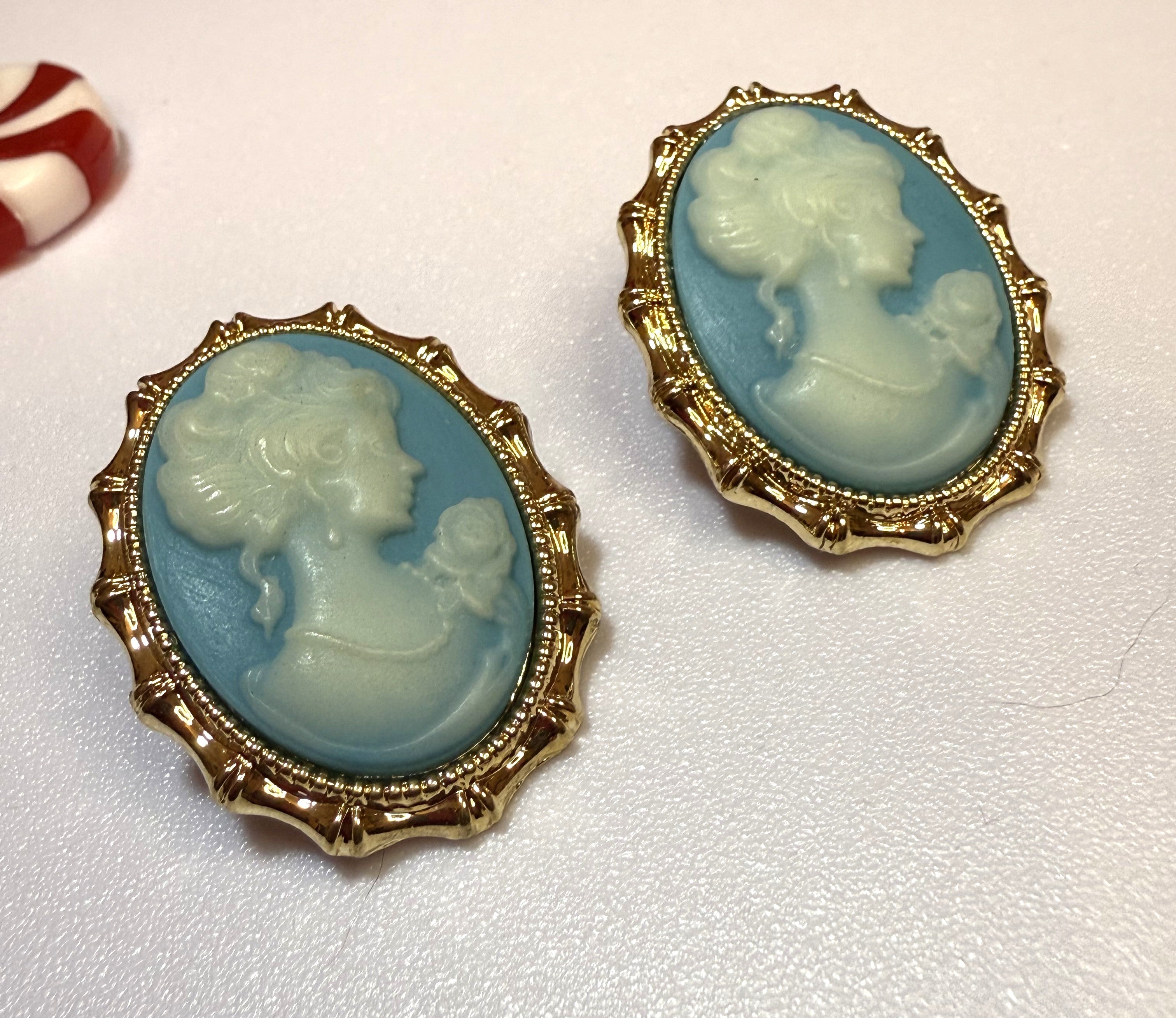 Cameo Earrings - Blue and Gold, Pierced, NEW, Elegant.