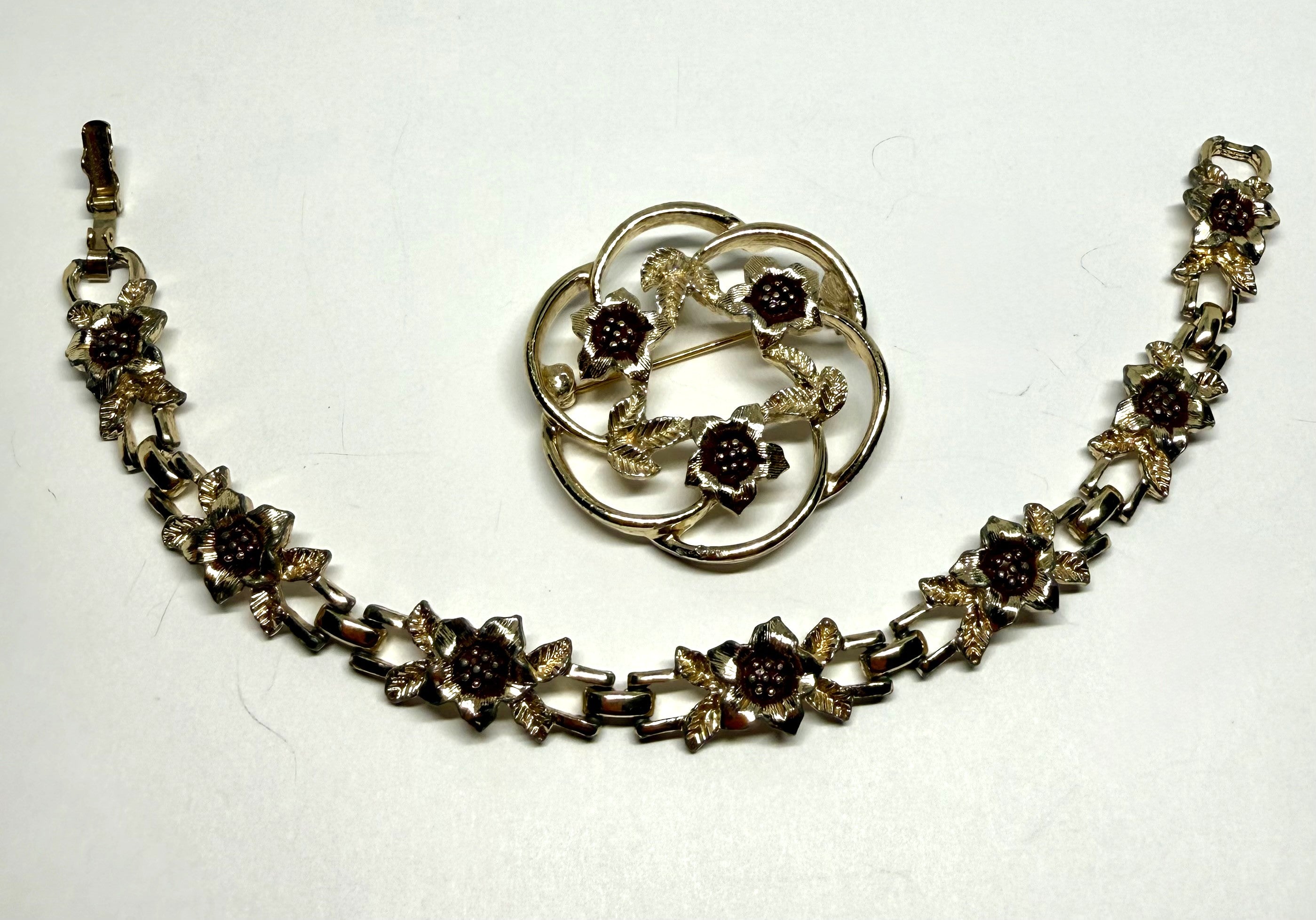 Vintage Sarah Coventry Brooch and Matching Bracelet