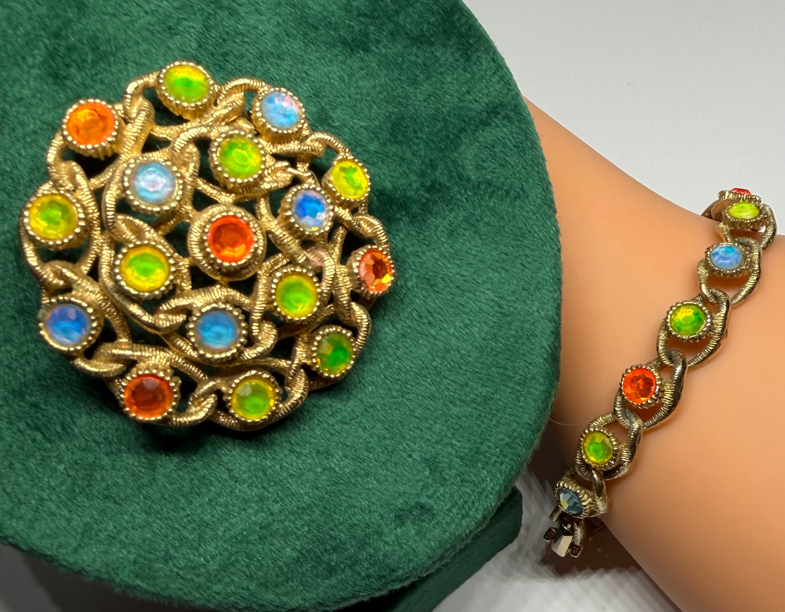 Sarah Coventry Moon-Lites Brooch and Necklace - 1970s, Glowing Uranium