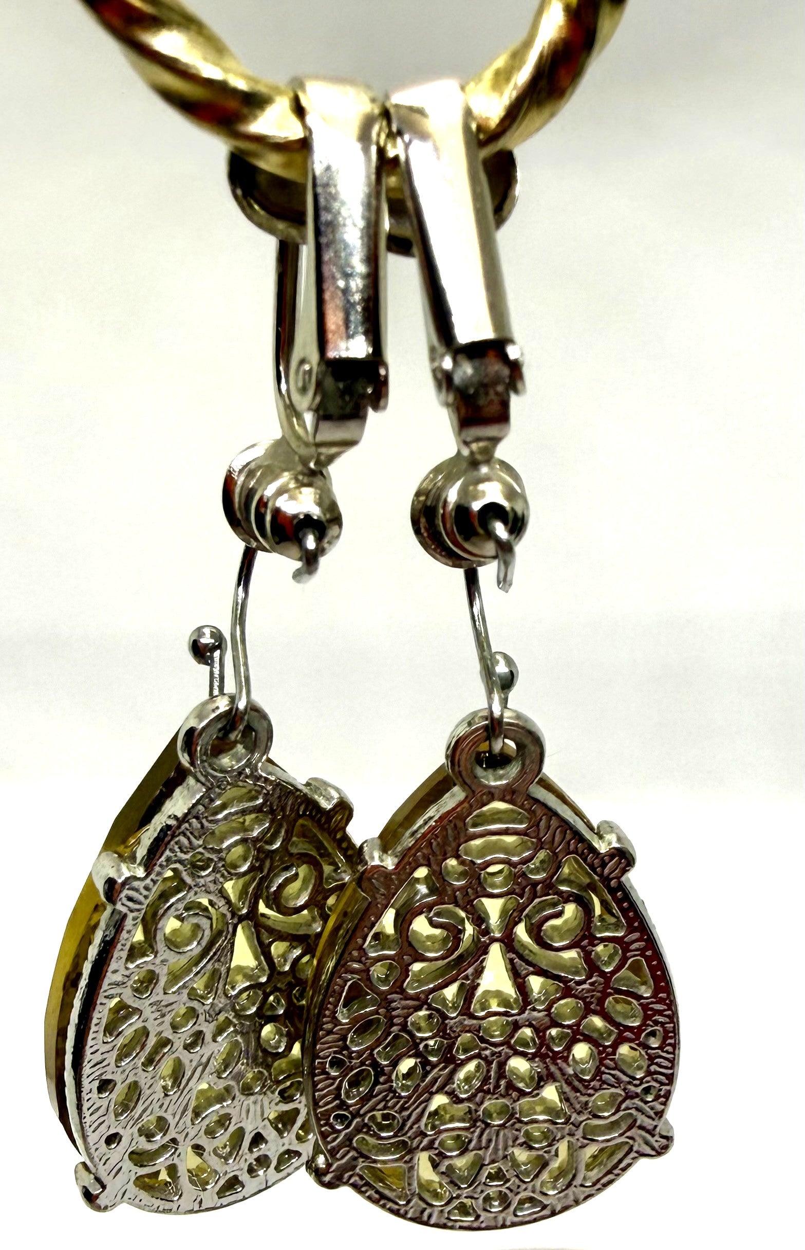 Gorgeous filigree teardrop necklace and earring set - vintage, possibly from the 1960s