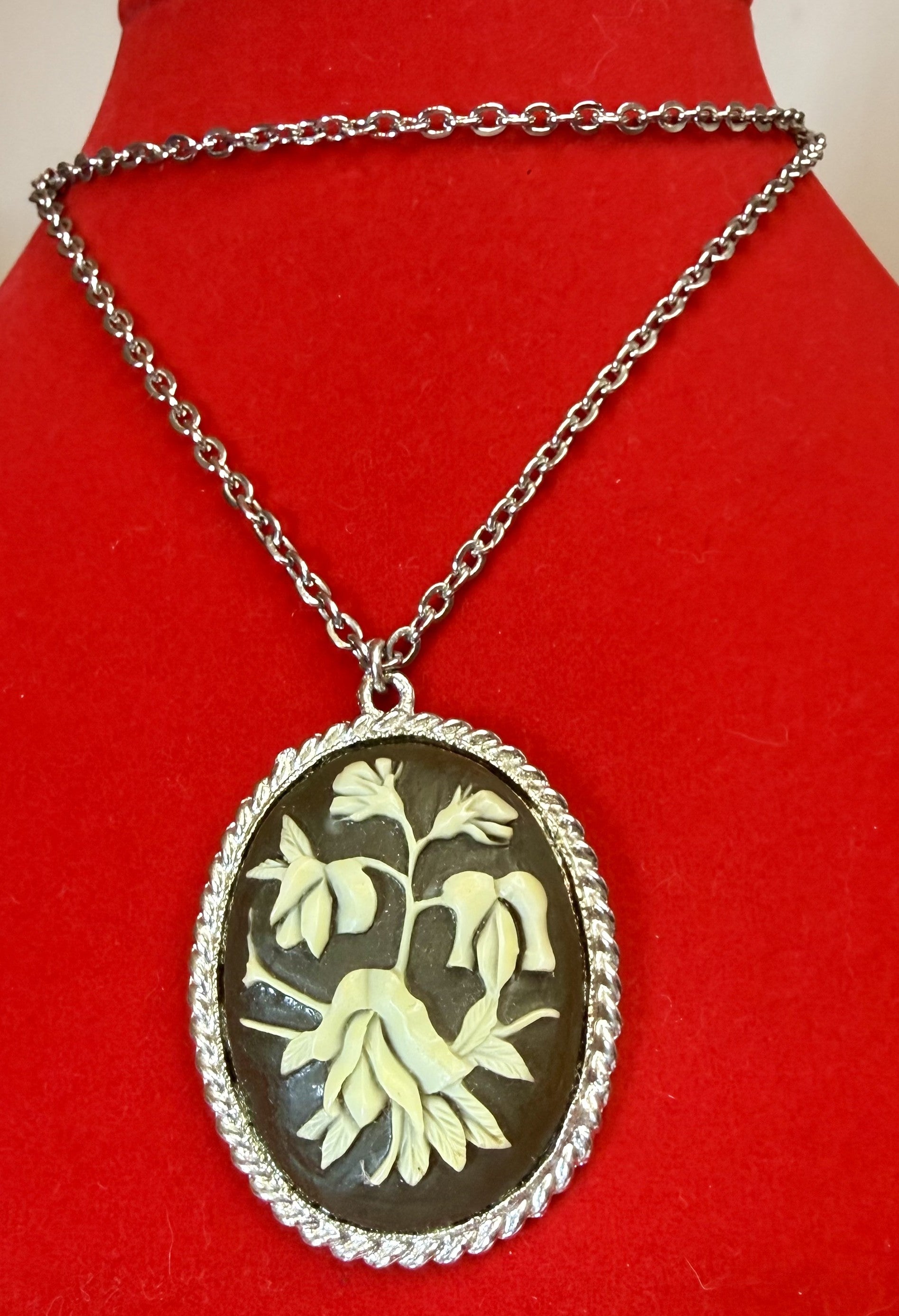 Vintage Black Floral Cameo Brooch and Pendant