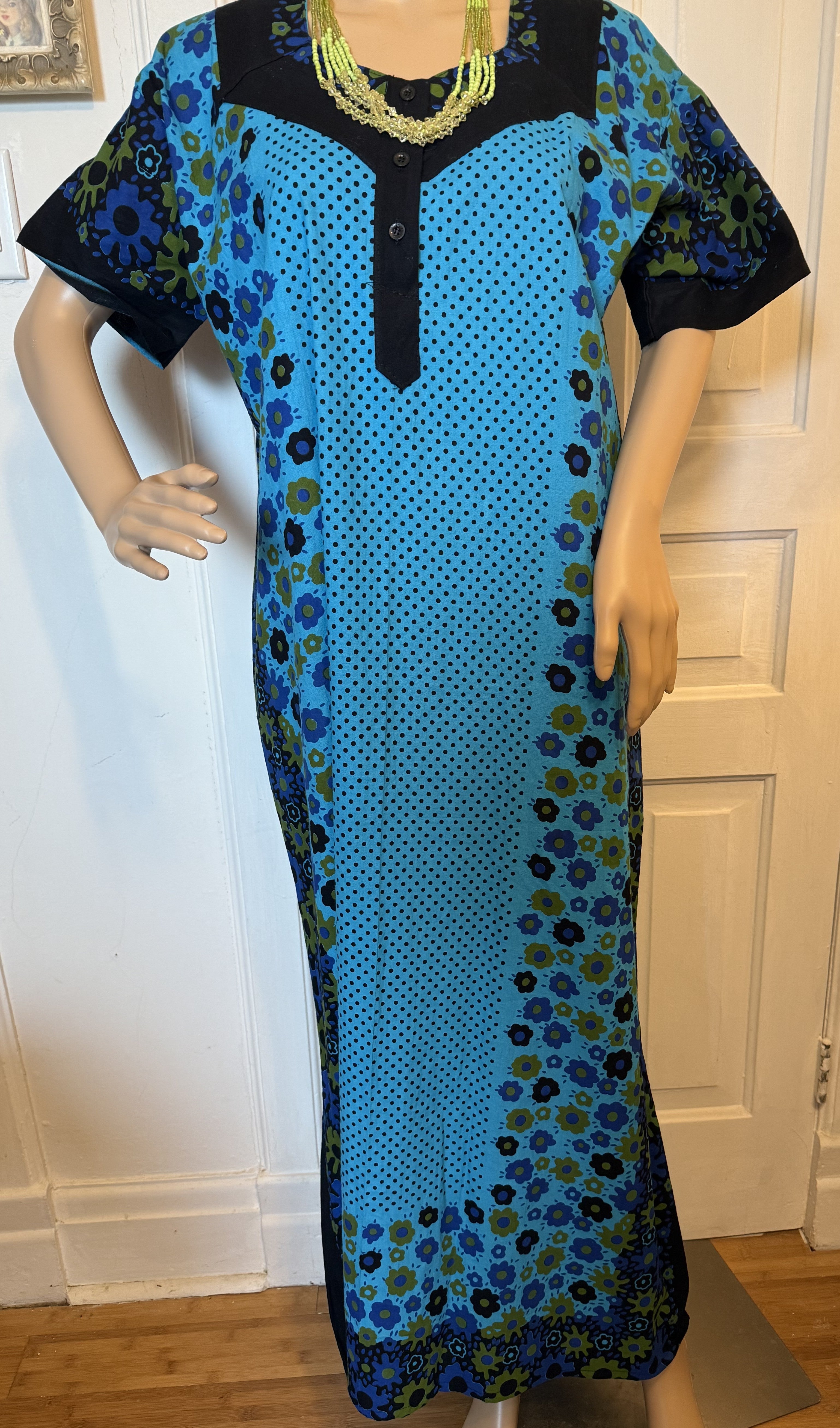 Kaftan-MrsRoperRomp-Peppermint-TwistB2.jpg