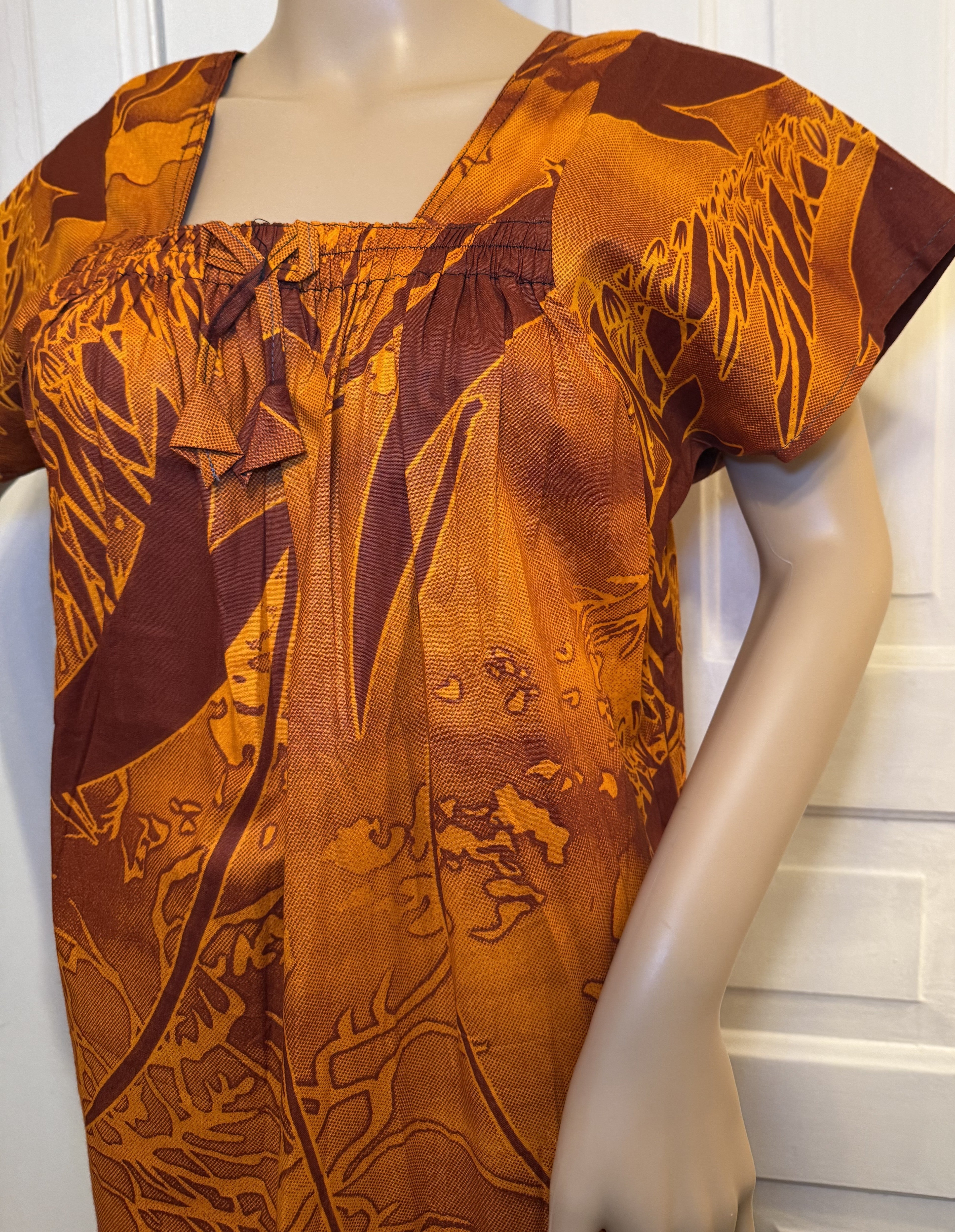 Burnt Orange Kaftan, Made in India, L Size