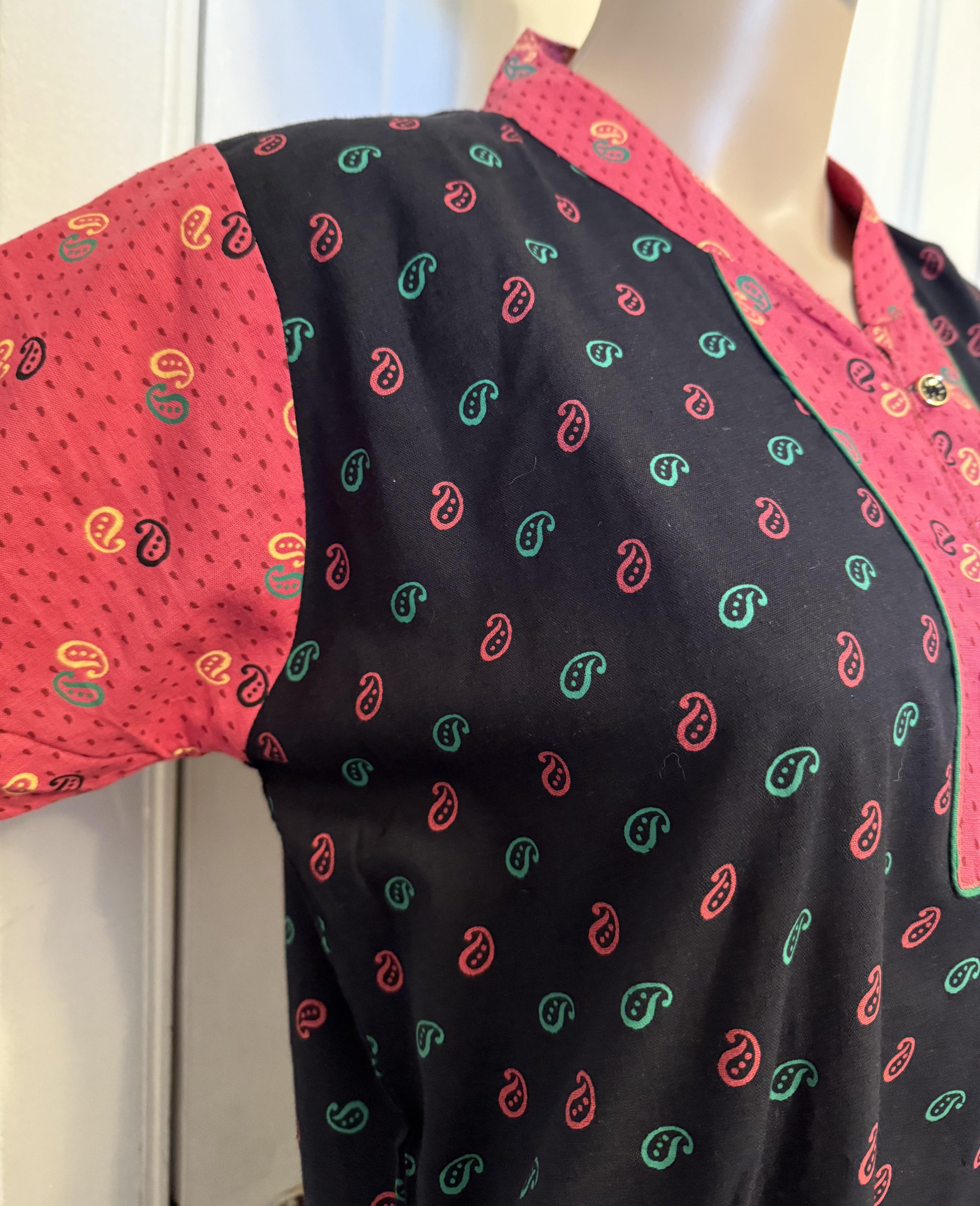 Pink and Black Patterned Kaftan, Size L