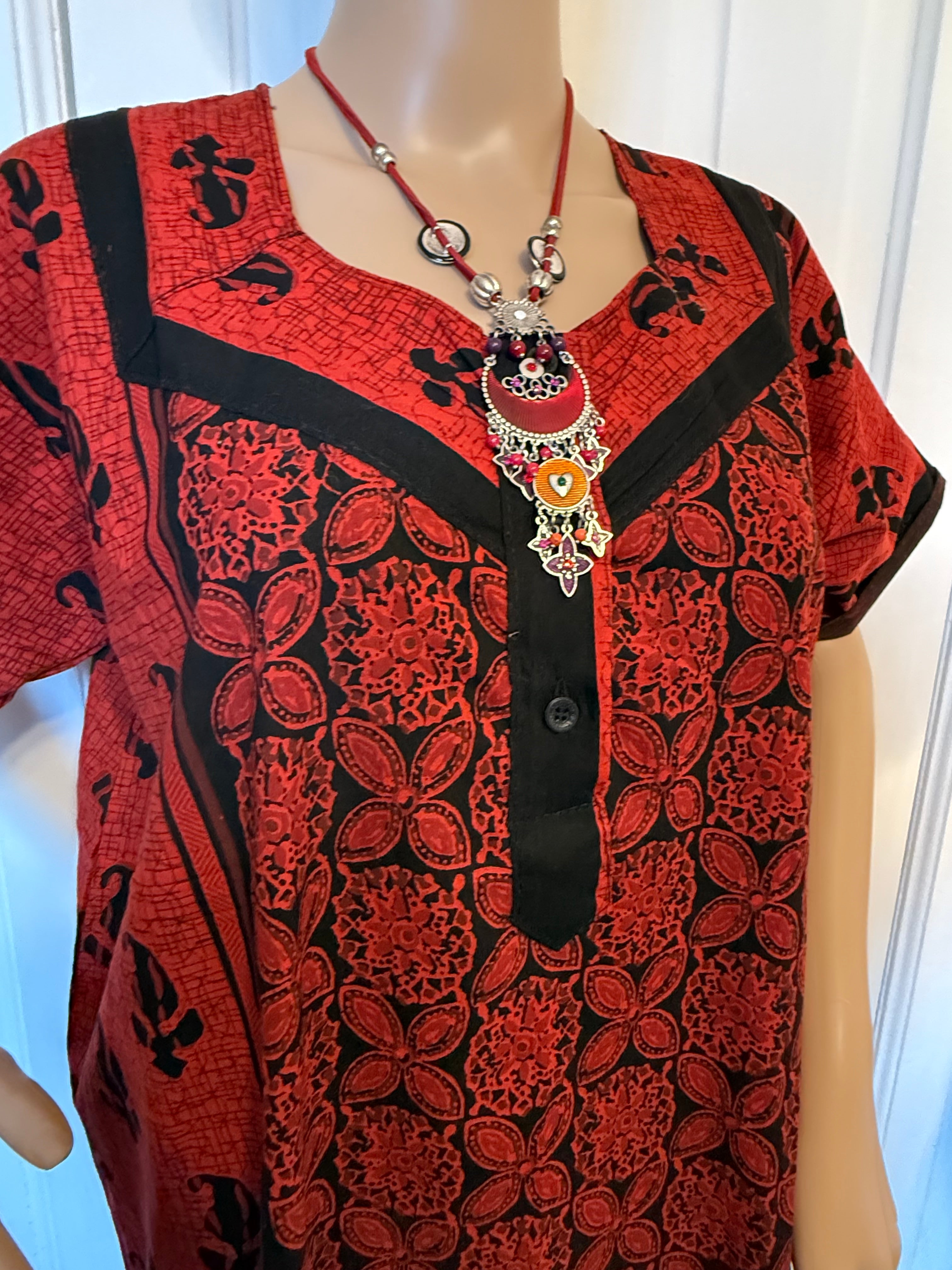Red and Black Kaftan, Made in India, XL Size