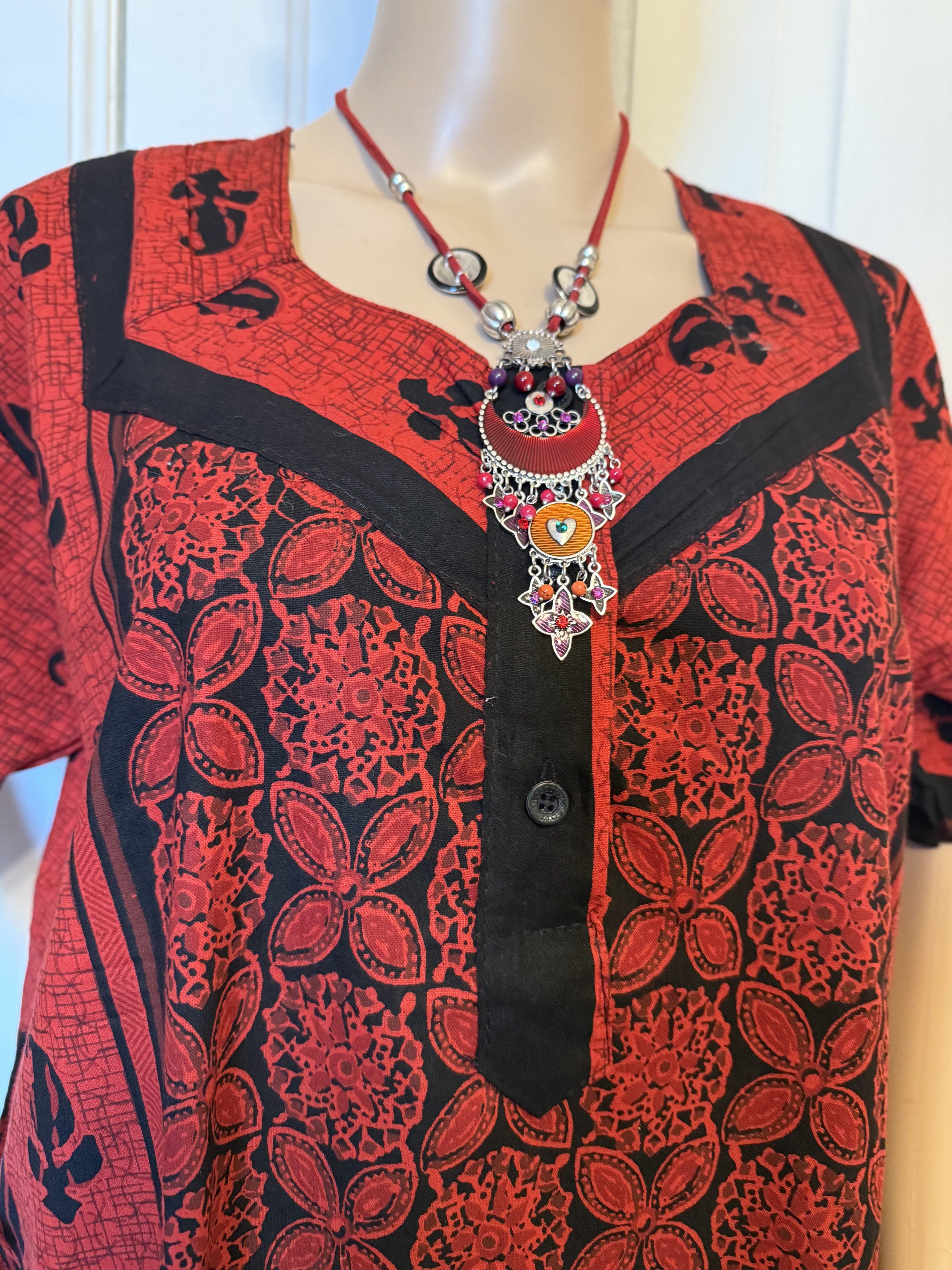 Red and Black Kaftan, Made in India, XL Size