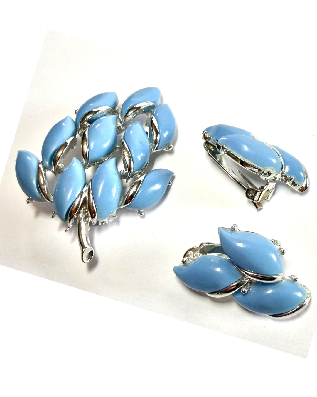 Blue Thermoset Leaf Set - Brooch and Matching Earrings - Coro Sample Set - in Great condition