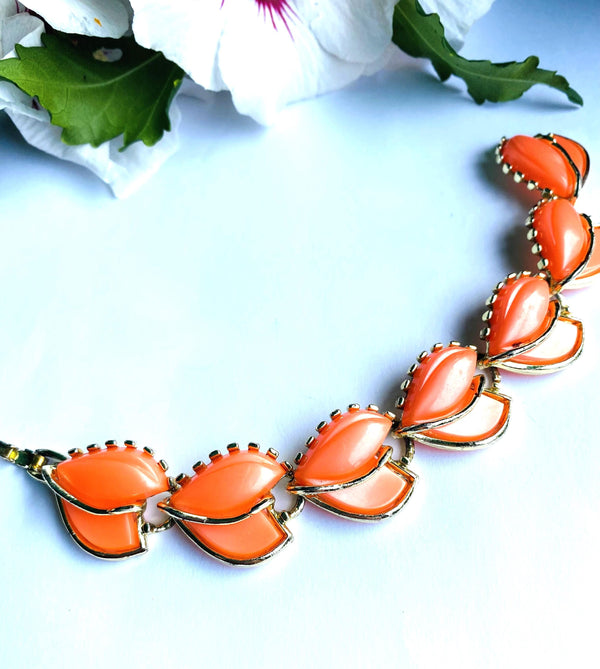 Gorgeous Tangerine Thermoset Bracelet - 7",  Vintage 1950s, 1960s Heart or Leaf Pattern, Excellent Condition