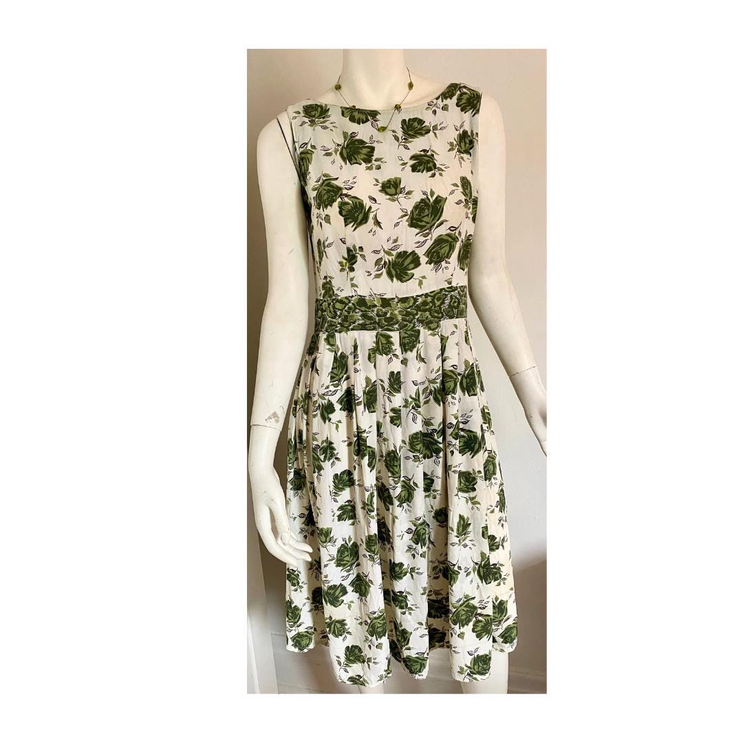Gorgeous Linen Blend 1950s Dress - Green and White Rose Pattern, Swing, Handmade Size Medium (31 inch waist, 34 inch bust)