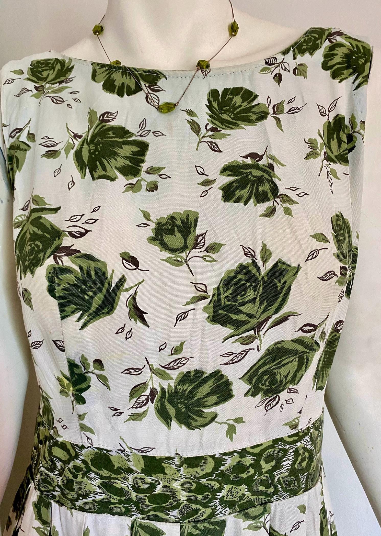 Gorgeous Linen Blend 1950s Dress - Green and White Rose Pattern, Swing, Handmade Size Medium (31 inch waist, 34 inch bust)