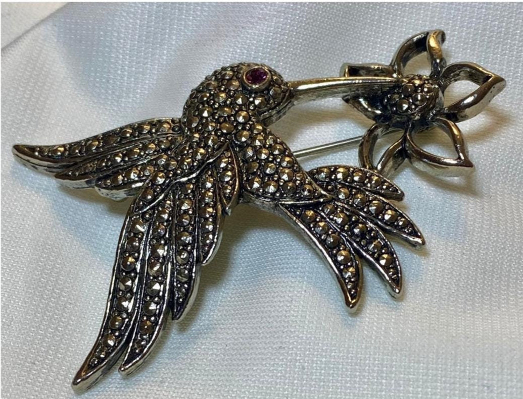 Avon Hummingbird Marcasite Brooch, Vintage, 1980s jewelry - Peppermint-Twist-Vintage.com