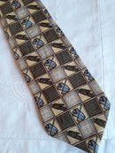 Gorgeous Men's Gold Pattern Neck Tie