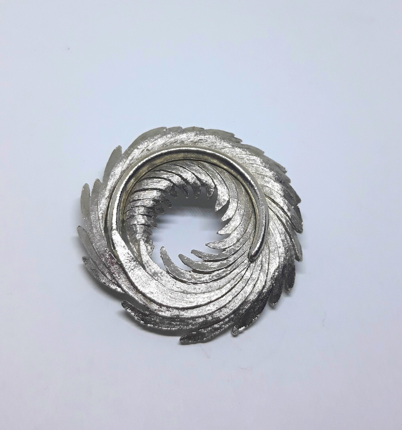 Stunning Essential, Vintage Silvertone Circle Brooch - Textured