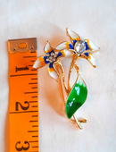 Gorgeous 1940s Reproduction Blue, White and Yellow, Floral Brooch (NEW)